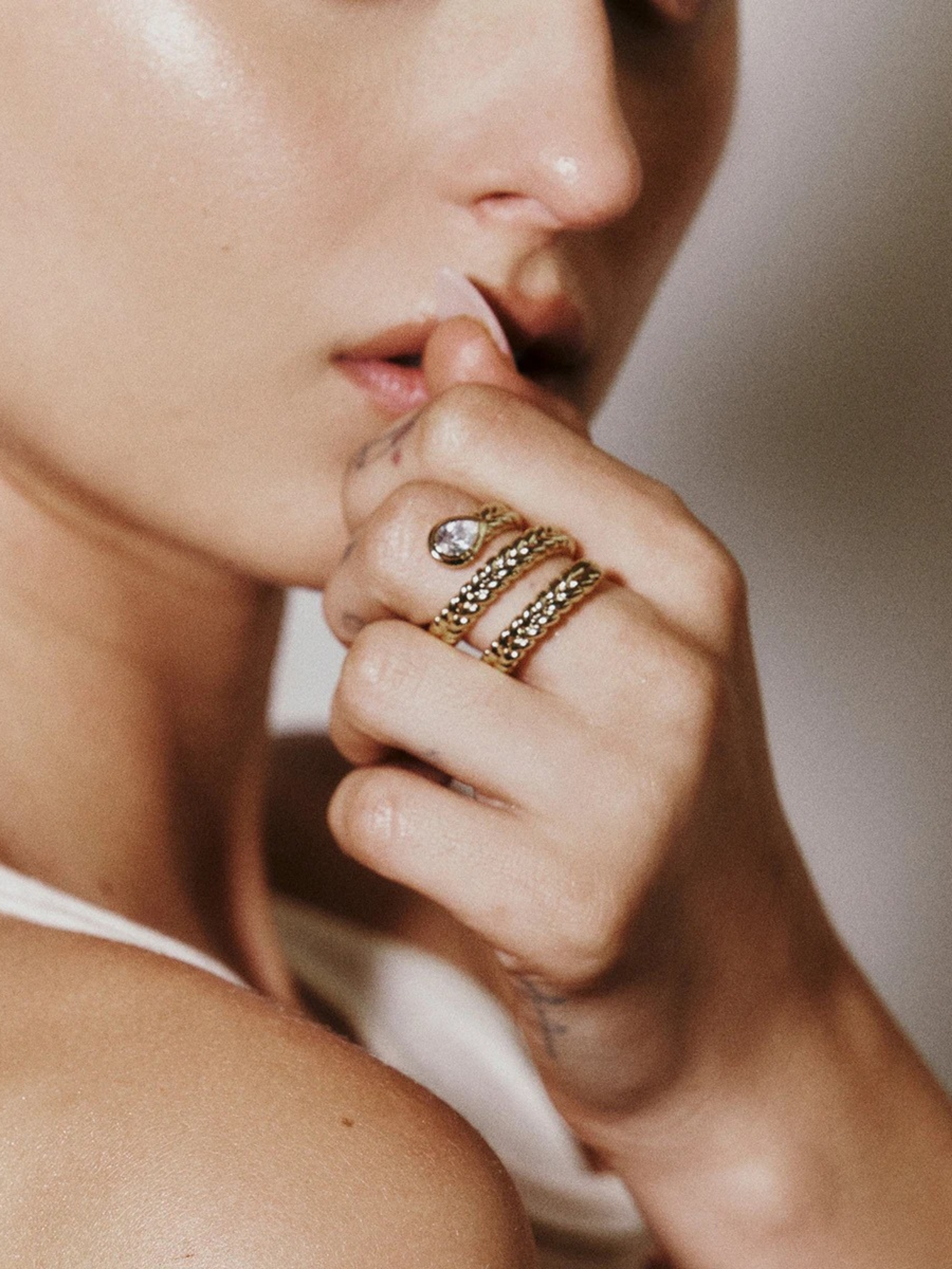 Sylvia | Serpentine Ring met Cubic Zirkonia