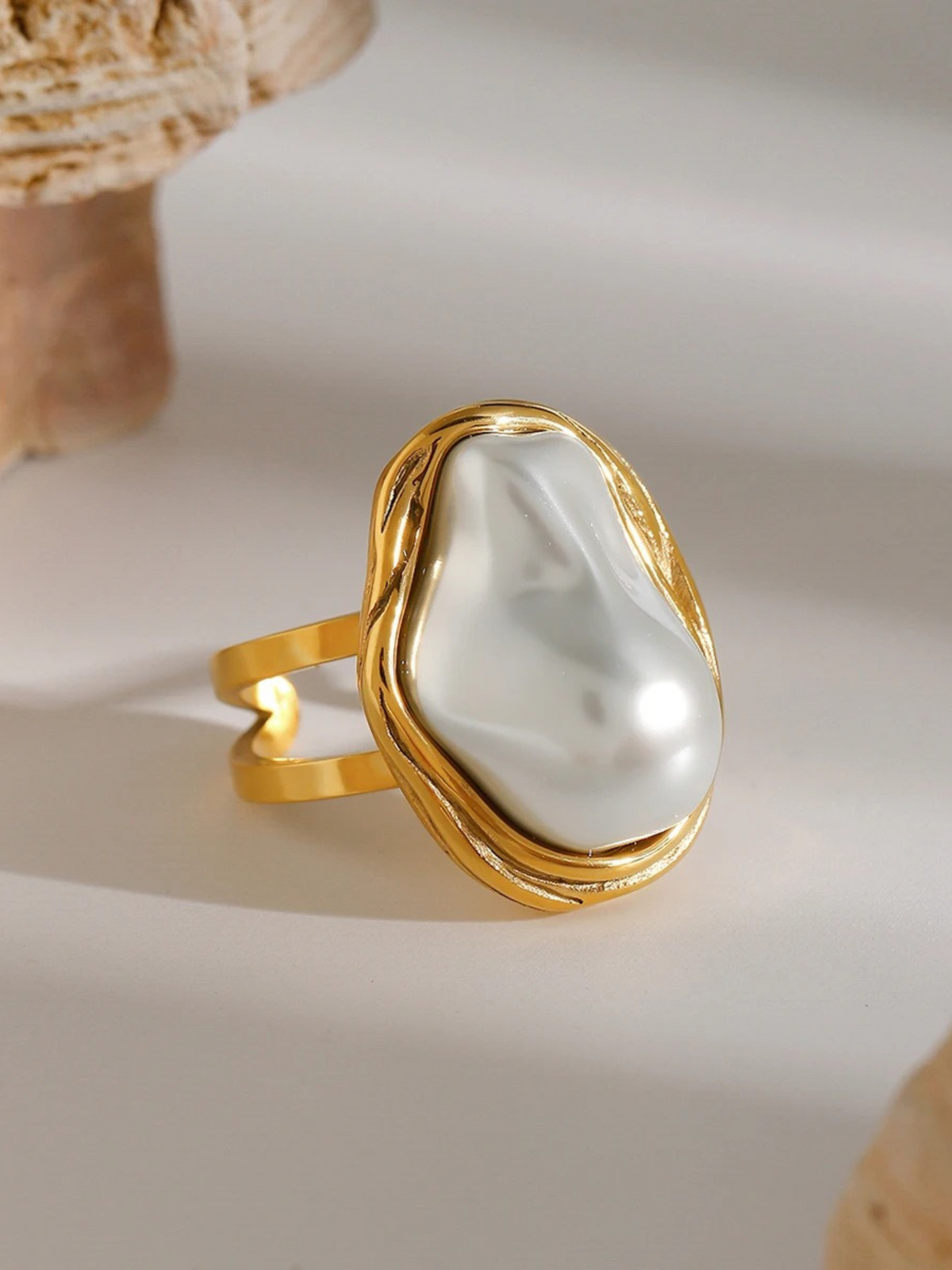 Amelie | Elegante Barok Zoetwaterparel Ring