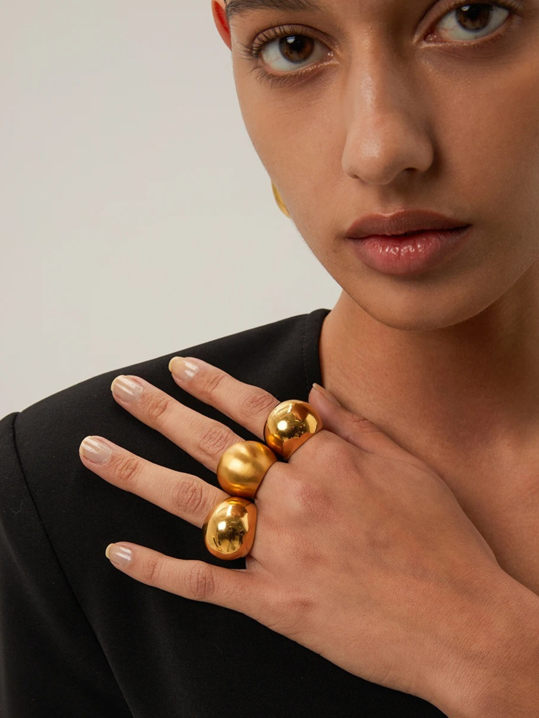 Yente | 18K Vintage Mat Chunky Ring