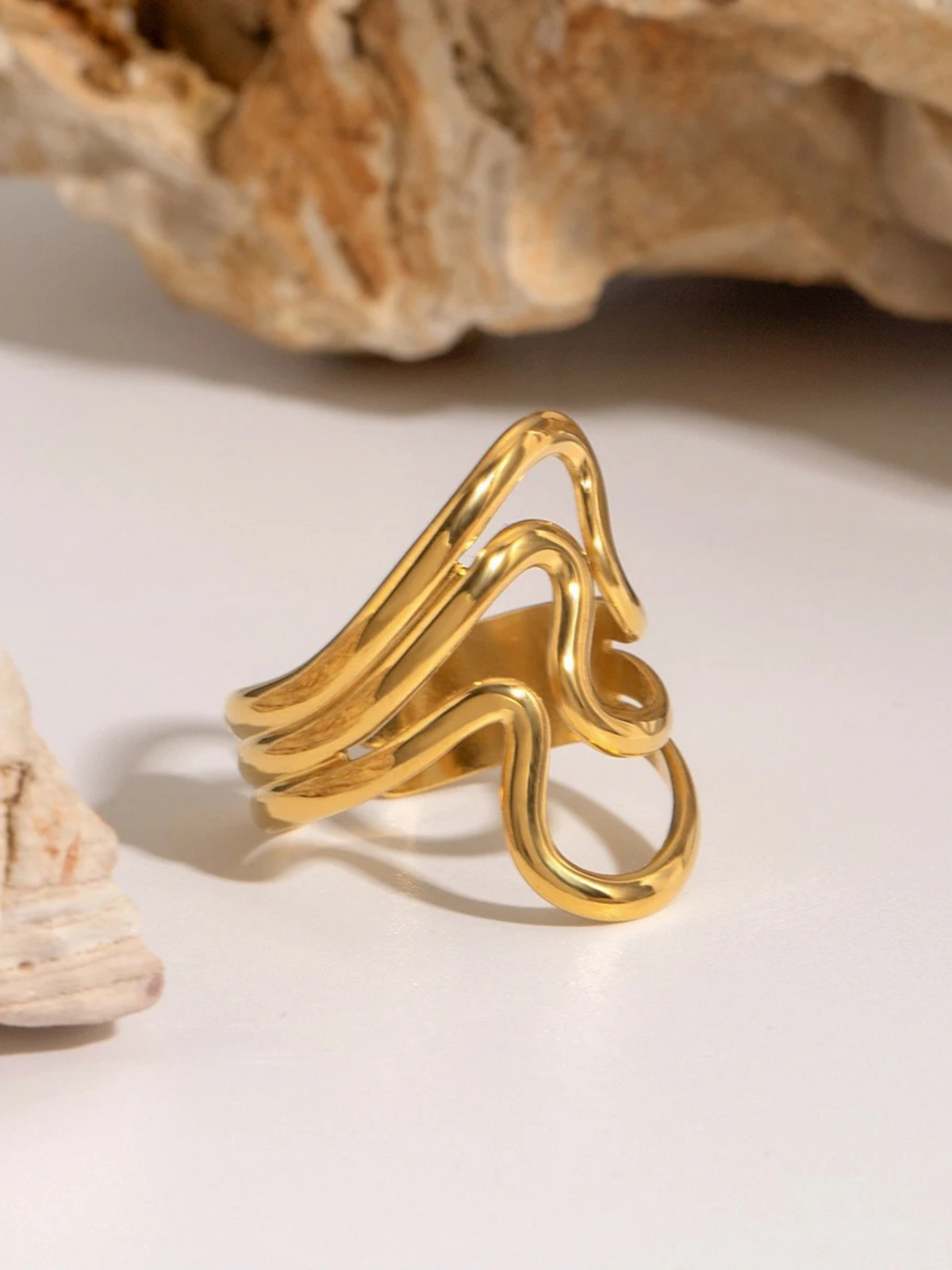 Evy | 18K Elegante Ring met Golvend Design