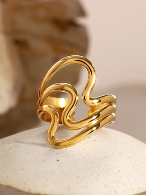 Evy | 18K Elegante Ring met Golvend Design