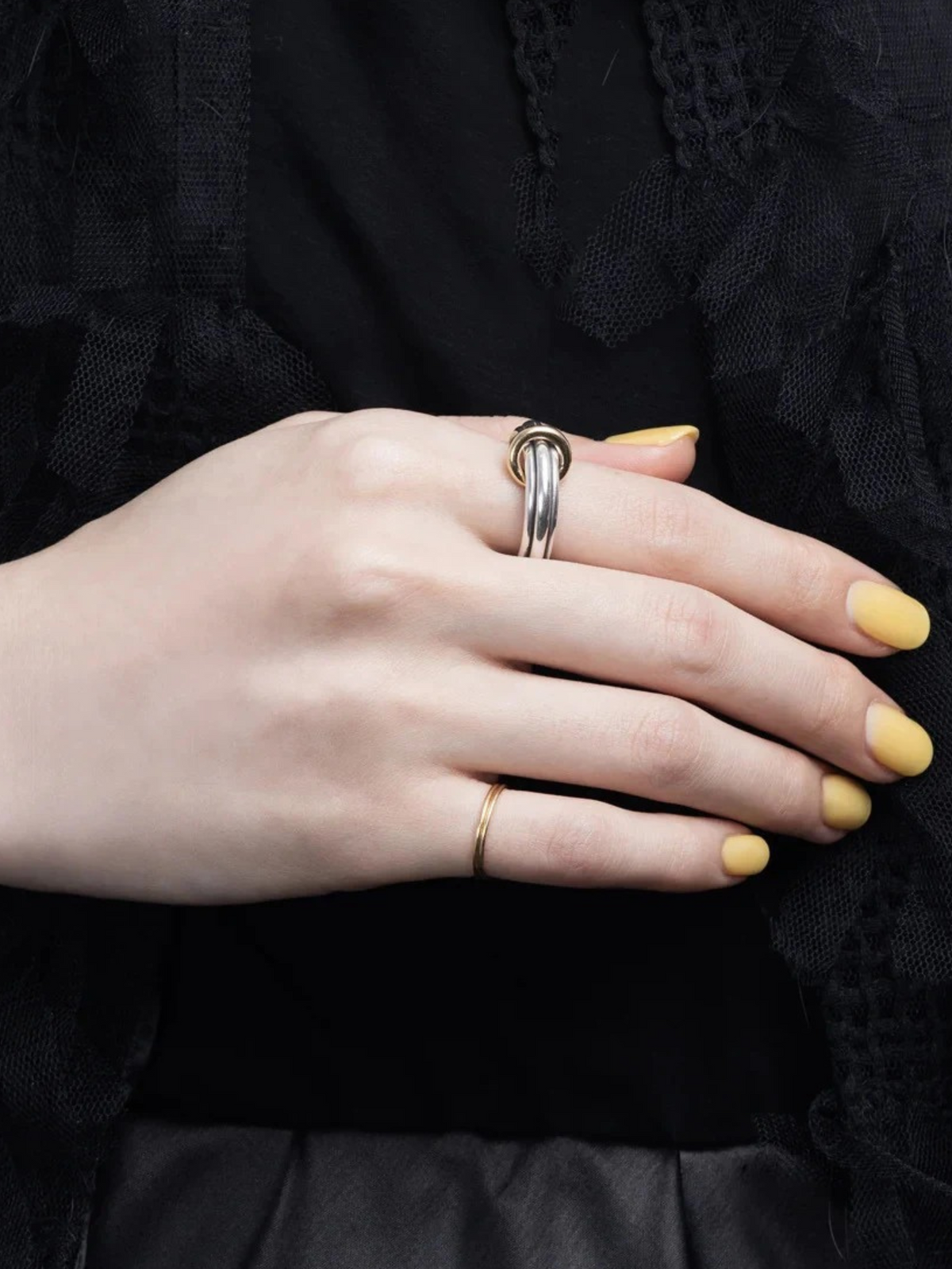 Lani | 18K Minimalistische Hoepel Dune Ring