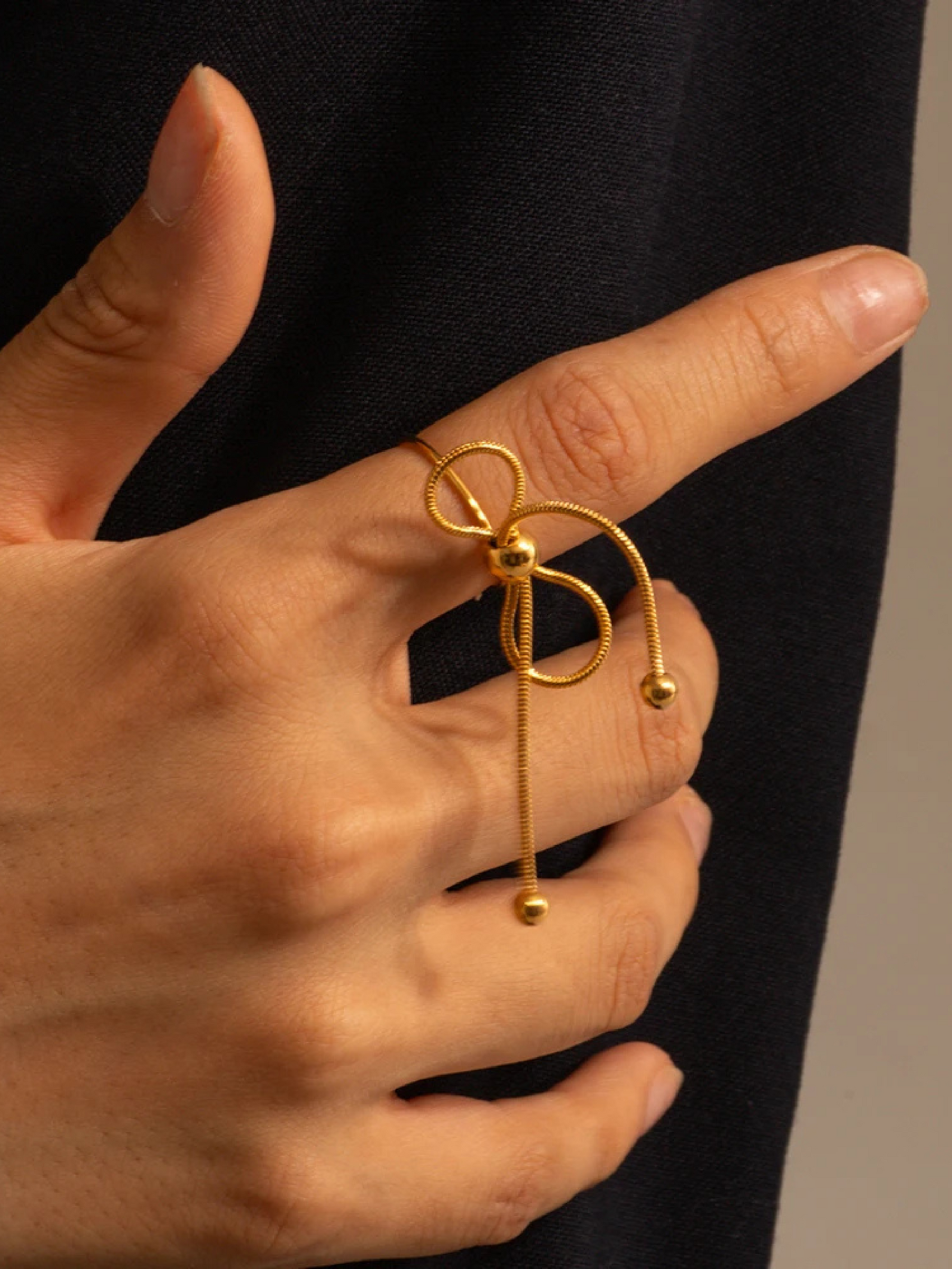 Daphne | 18K Open Ring met Strik