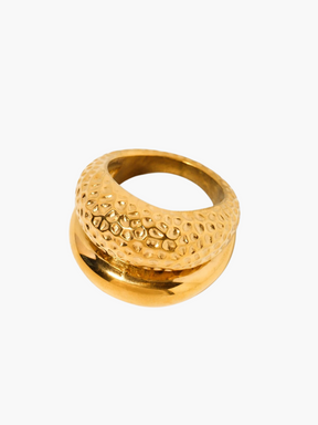 Emily | Elegante Dubbelgelaagde Ring met Gehamerd Patroon