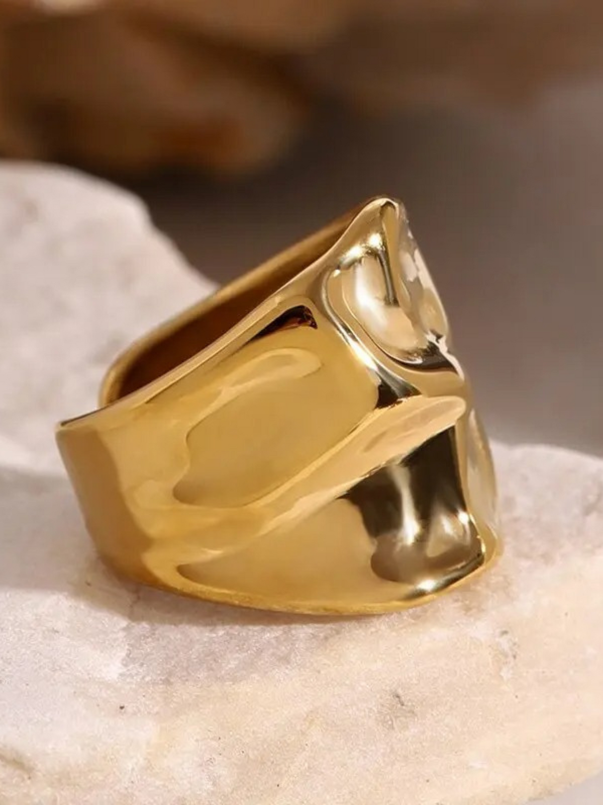 Britt | 18K Chunky Gesmede Open Ring