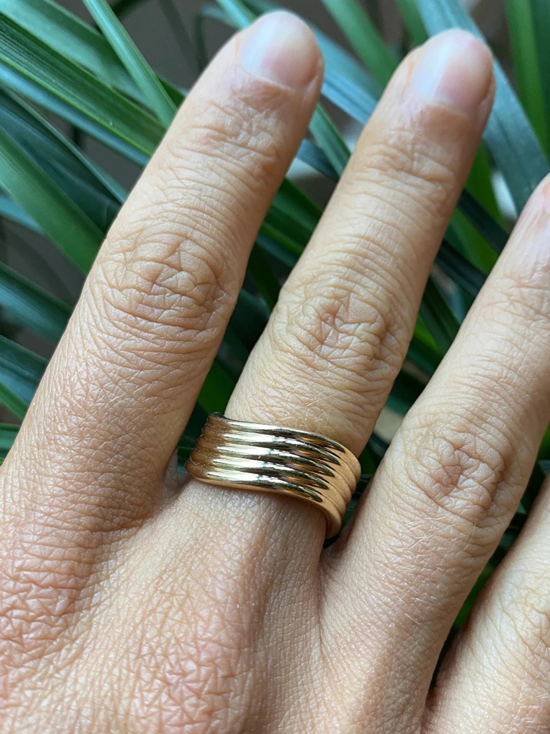 Merel | 18K Vintage Gestreepte Golf Ring