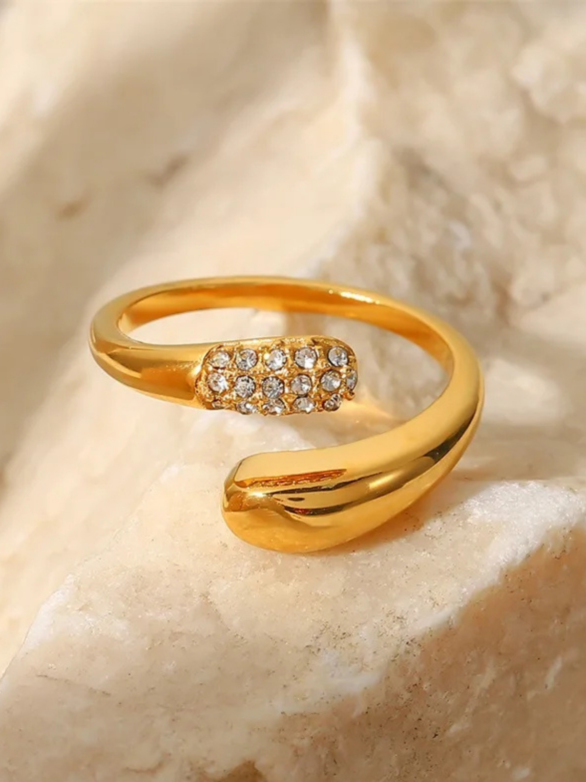 Hannah | 18K Elegante Zirconia Open Ring