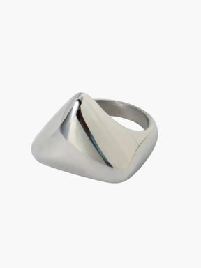 Nimfa | Minimalistische Driehoekige Ring