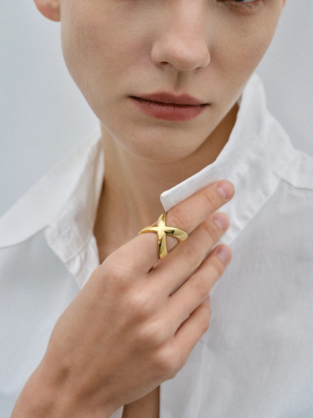 Fay | 18K Minimalistische Kruisring