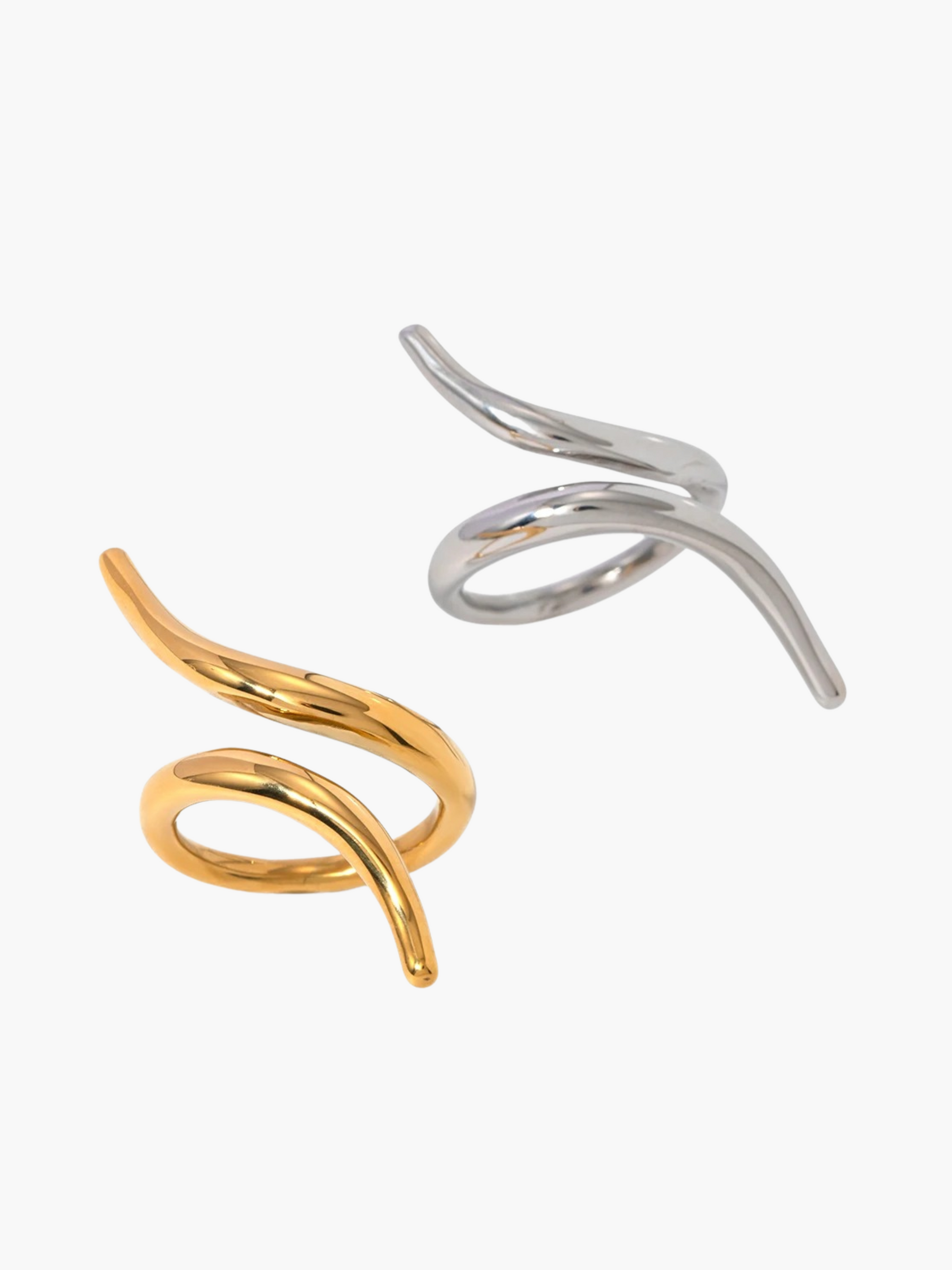 Hazel | 18K Luxe Ring met Twist Ontwerp